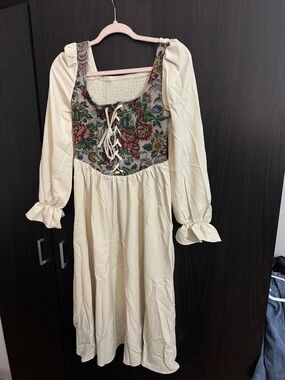 SHEIN Cream Long Sleeve Dress with Floral Lace-Up Bodice